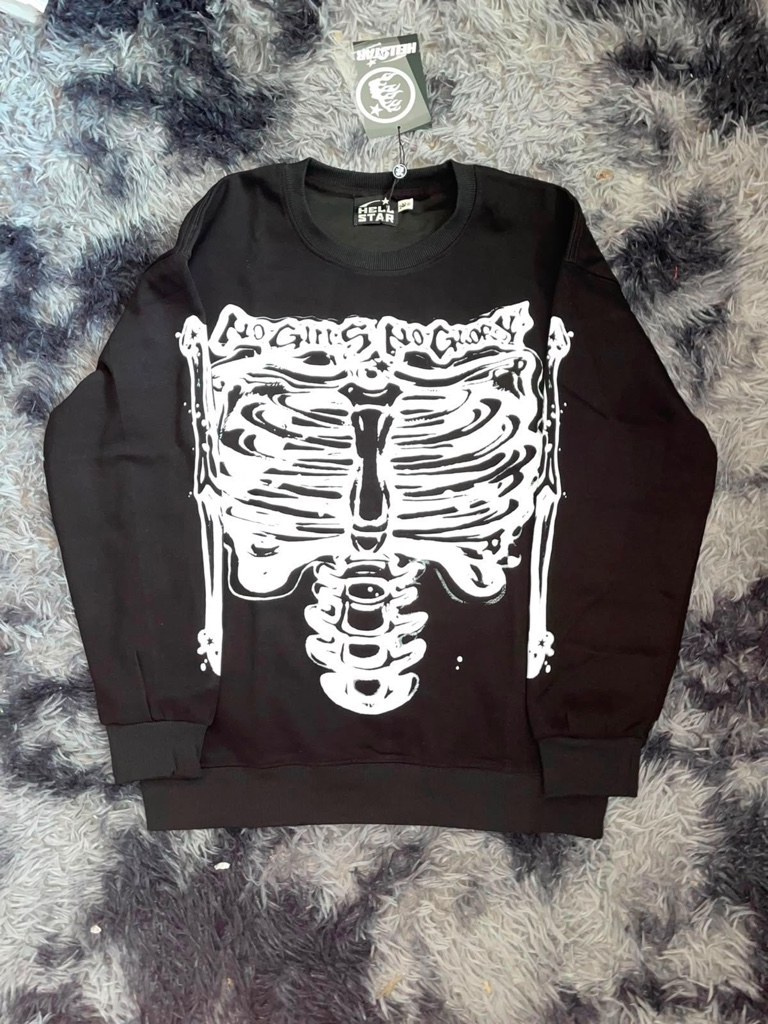 Hellstar sudadera negra huesos
