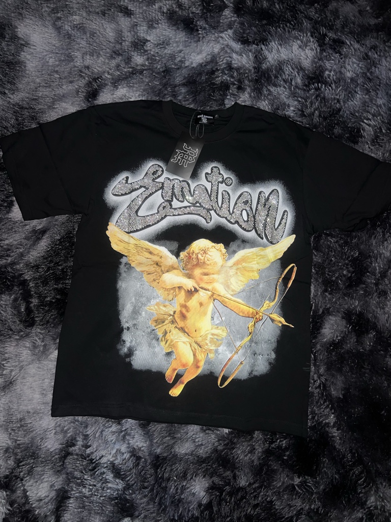 EMOTION angelito negra playera oversize