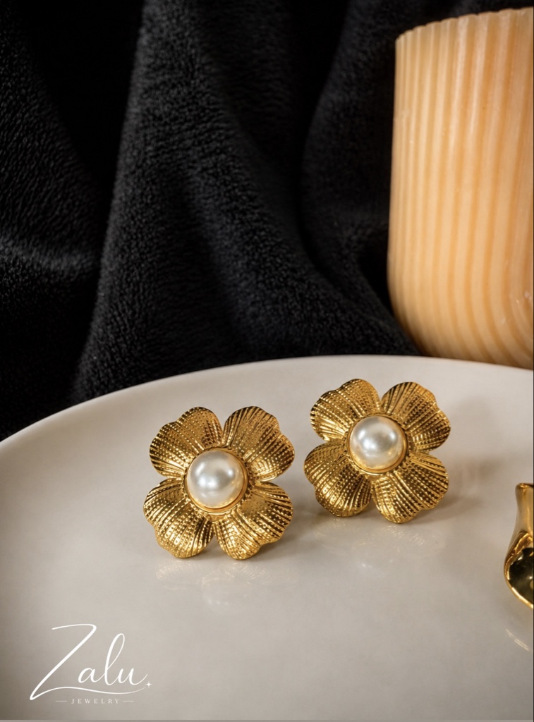 Aretes Flor Dorada