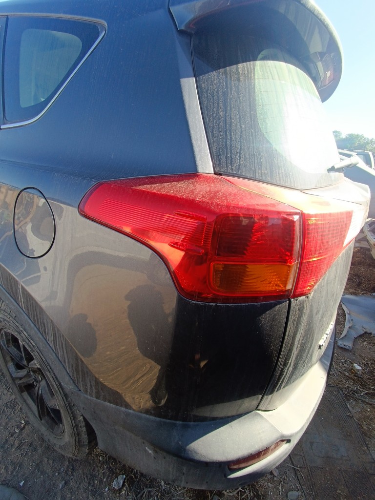Foco trasero carrocería chófer Toyota Rav4 2016