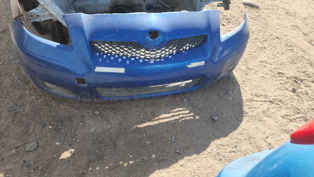 Parachoque delantero original  toyota yaris 2006 a 2011