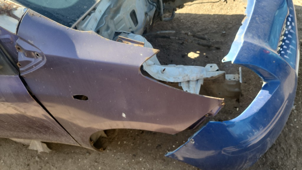 Tapa barro lado copiloto alternativo Toyota Yaris Sport 2008