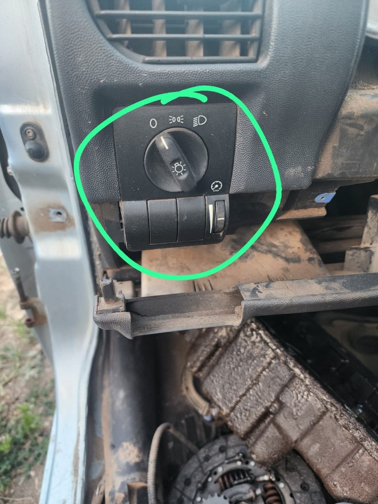 Interruptor de luces Chevrolet Montana 1.8 2008