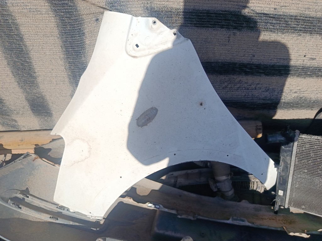 Tapabarro chófer original Toyota Yaris SPORT  (2006-2011)