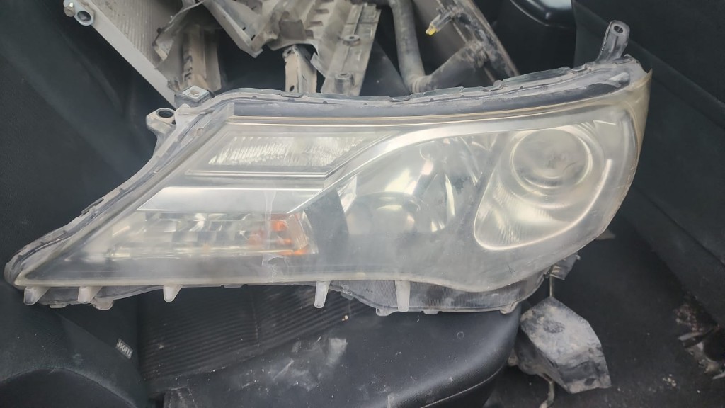 Foco delantero chófer Toyota Rav4 2016