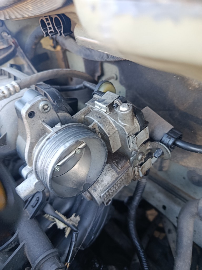Cuerpo de aceleración Peugeot 1.4 207 2009
