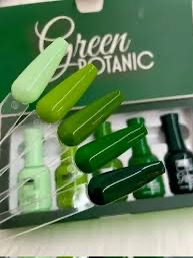 Gama Fantasy Nails Green Botanical