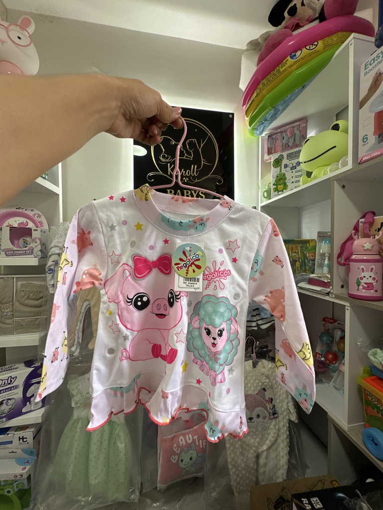 Pijama  oveja talla 4