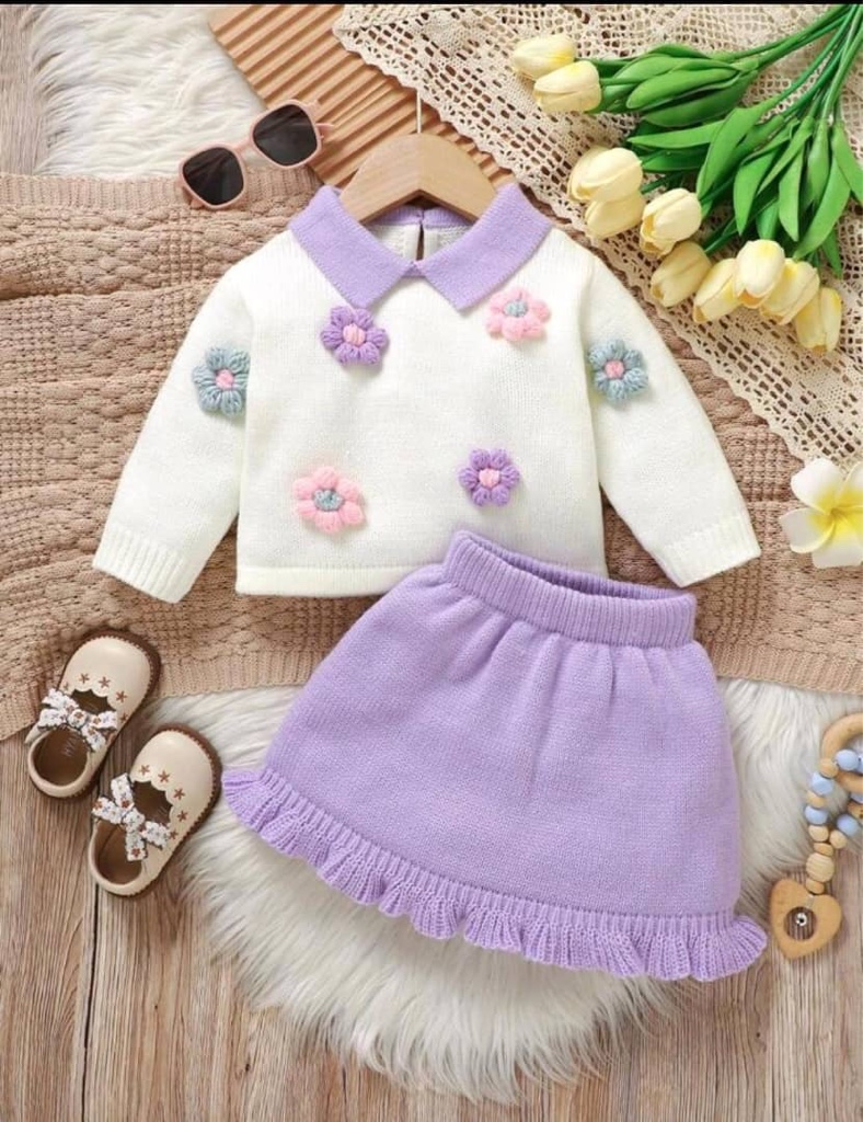 Conjunto de suéter de niña bebé con cuello Peter Pan, con blusa de manga larga con decoración floral 3D exquisita y falda plisada de unicolor, elegante y adorable,