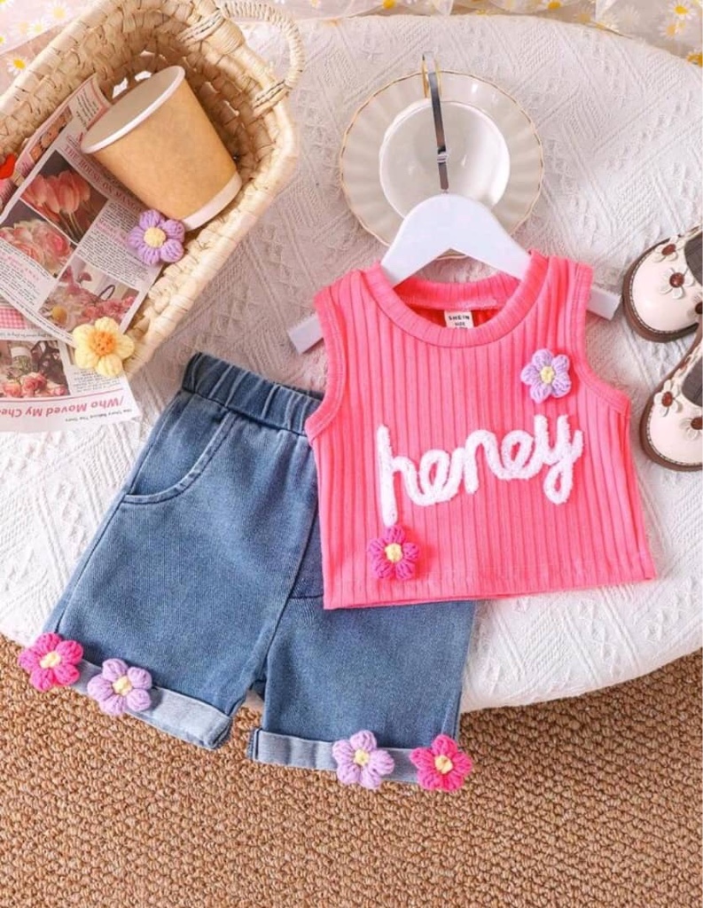 Conjunto de verano para bebé niña con top sin mangas de color rosa palo con flores y shorts cortos de mezclilla con flores