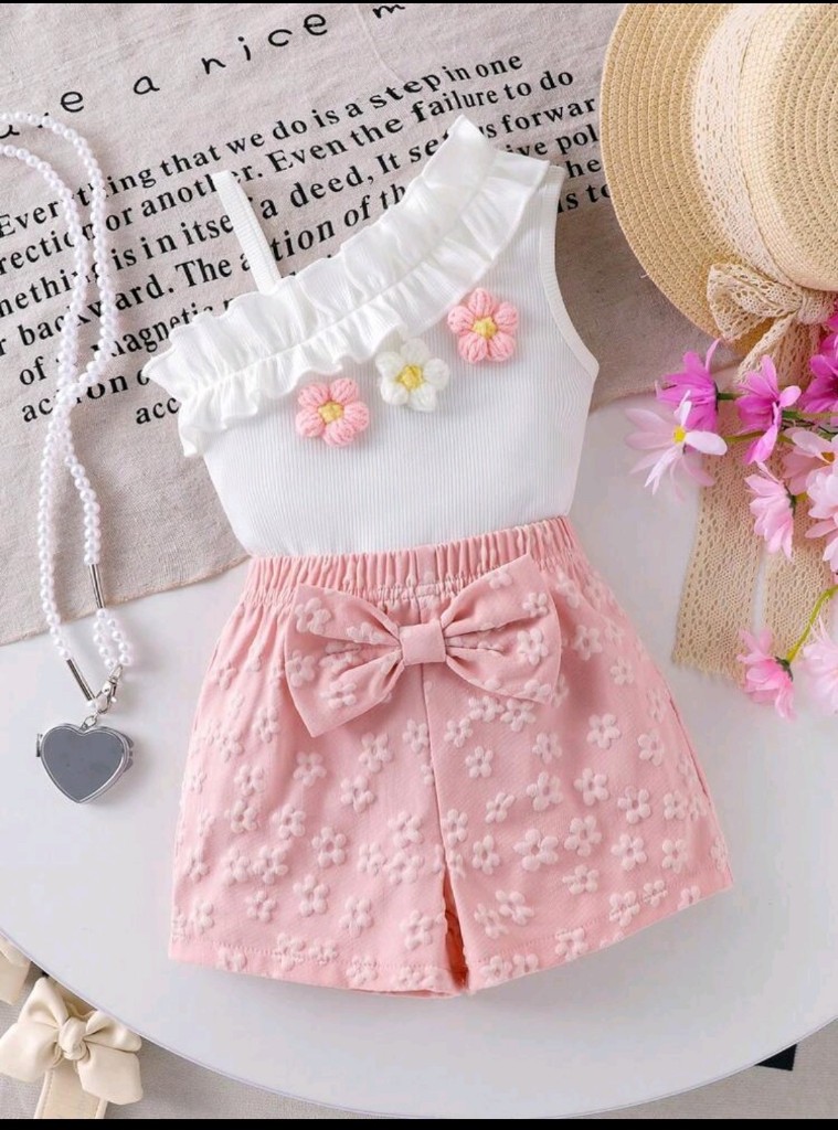 SHEIN Elladie kids Conjunto de 2 piezas de ropa de verano para bebé niña, top floral con hombro asimétrico y shorts con cintura elástica y lazo, rosa y blanco, estilo lindo y elegante, para ropa de cumpleaños