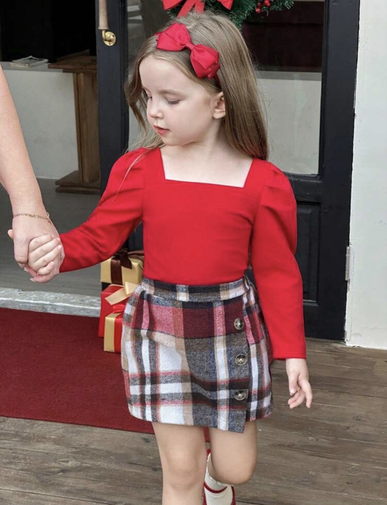 SHEIN Elladie kids Conjunto de 2 piezas para niñas jóvenes: Blusa con hombros con volantes + Falda asimétrica a cuadros rojos y blancos, informal y versátil para Navidad y otras ocasiones,