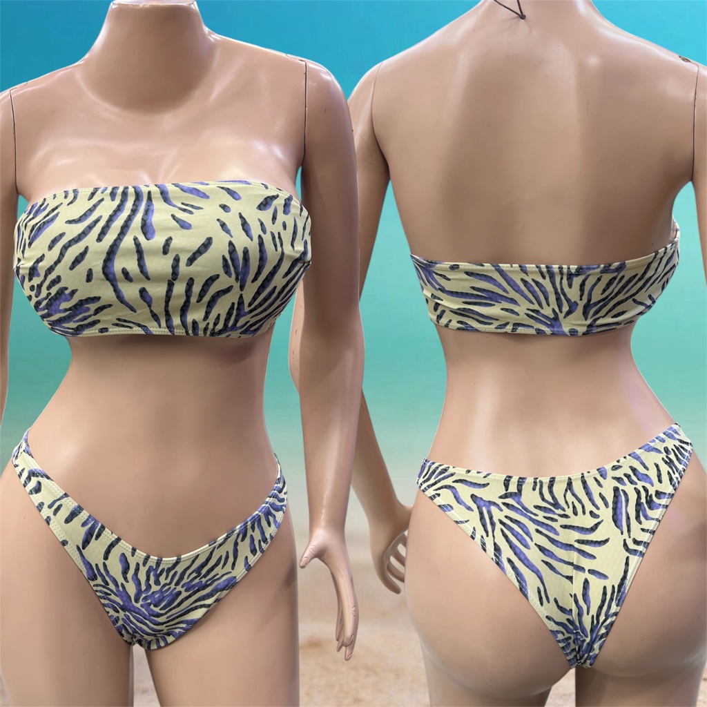 Talla S, strapless print morado