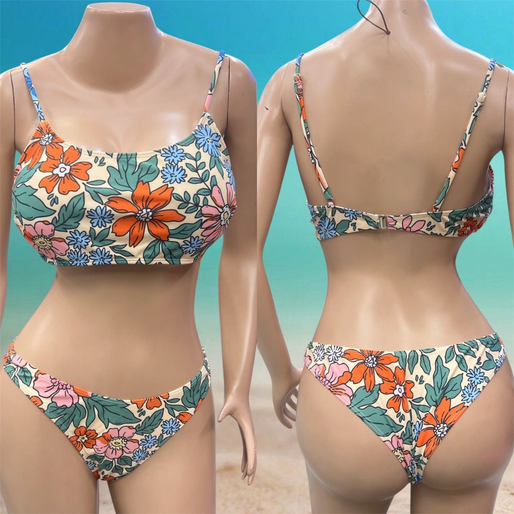 Talla L, flores fondo beige bikini