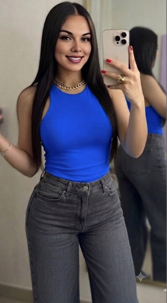 Blusa Zara azul rey
