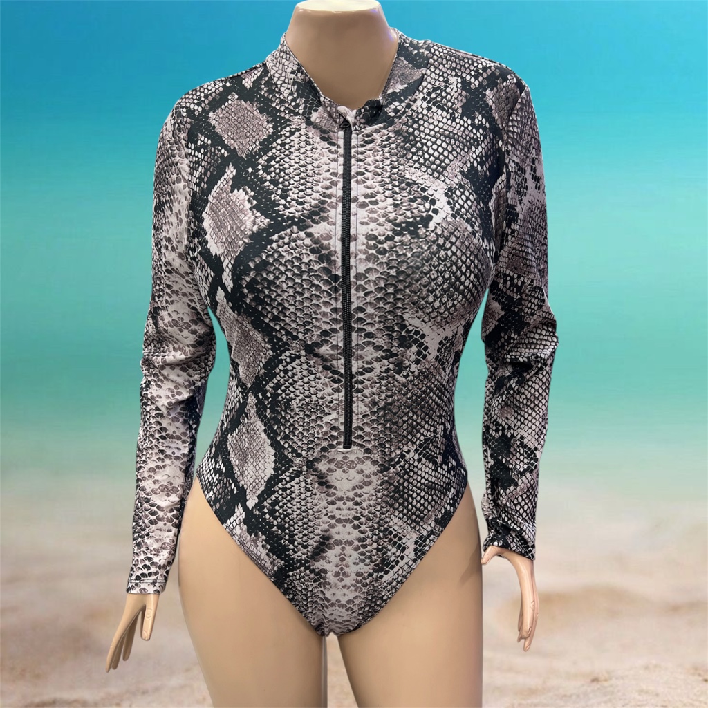 Talla M, enterizo manga larga, piel de serpiente