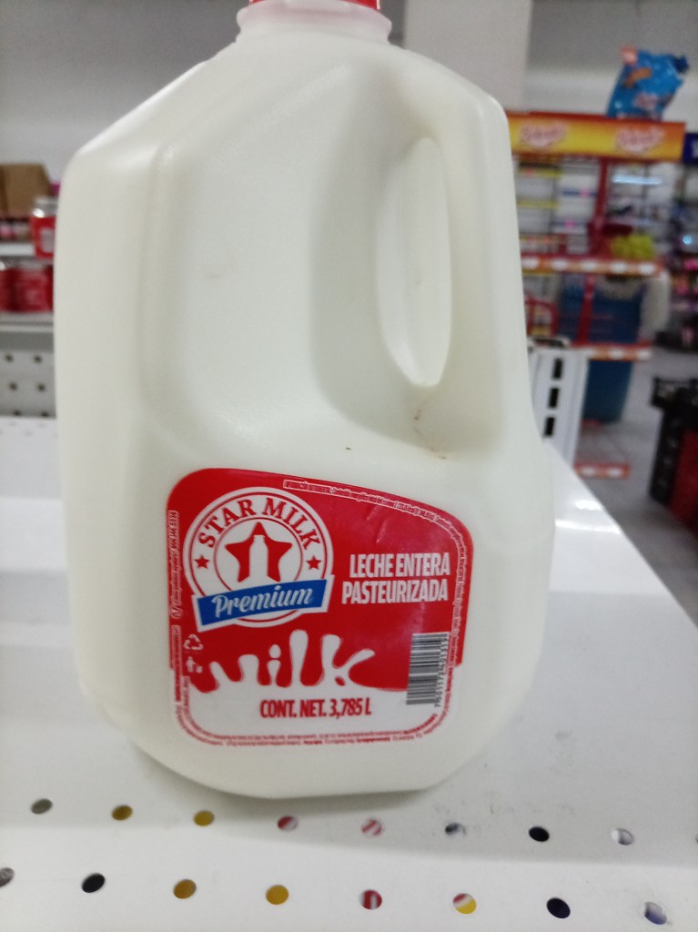 Star Milk Leche entera 3.78L