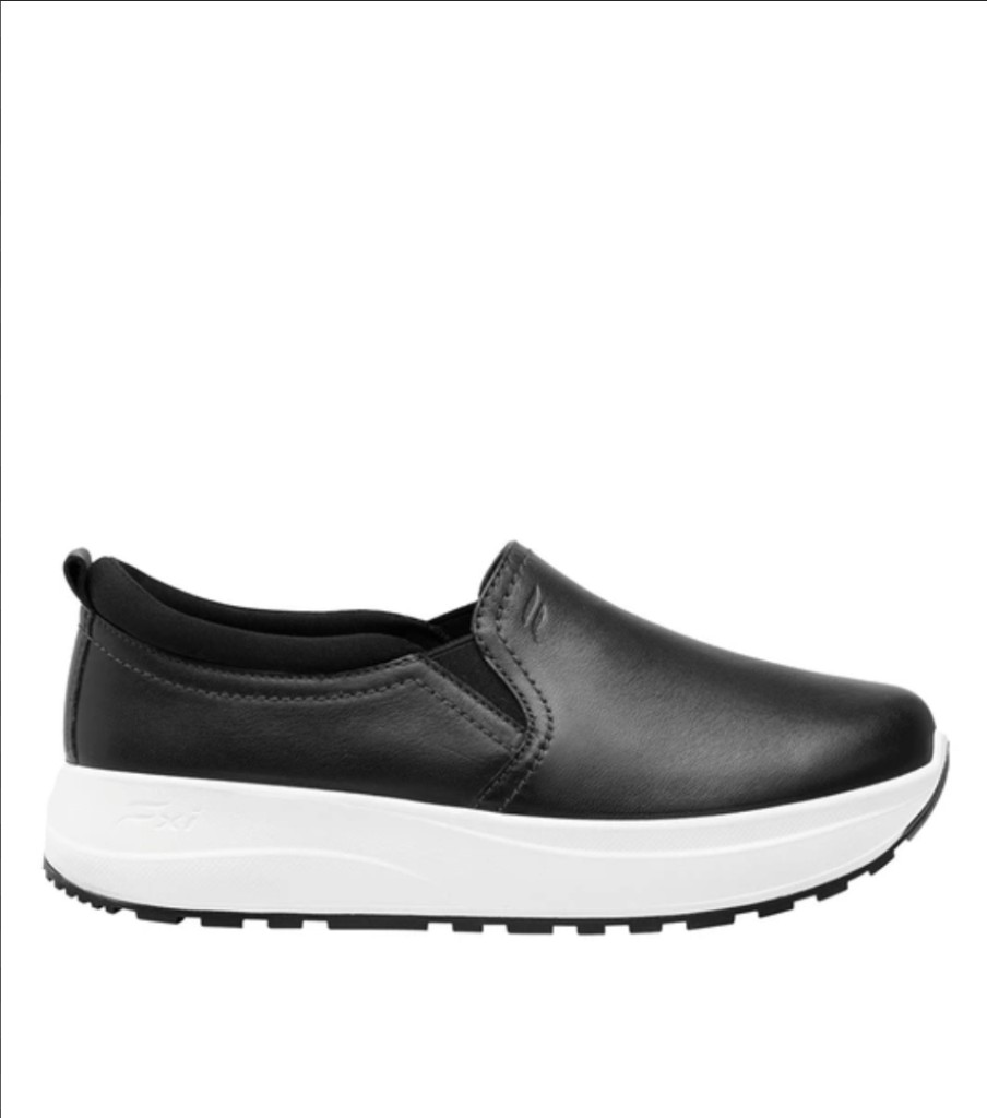 Tenis negros sneaker Flexi