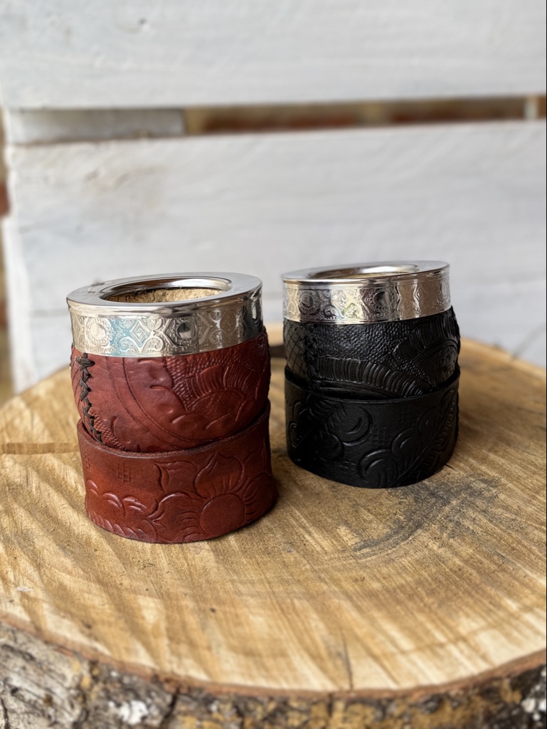 Imperial criollo cuero y base repujado