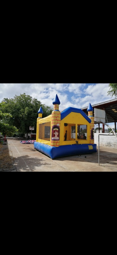 Inflable Amarillo