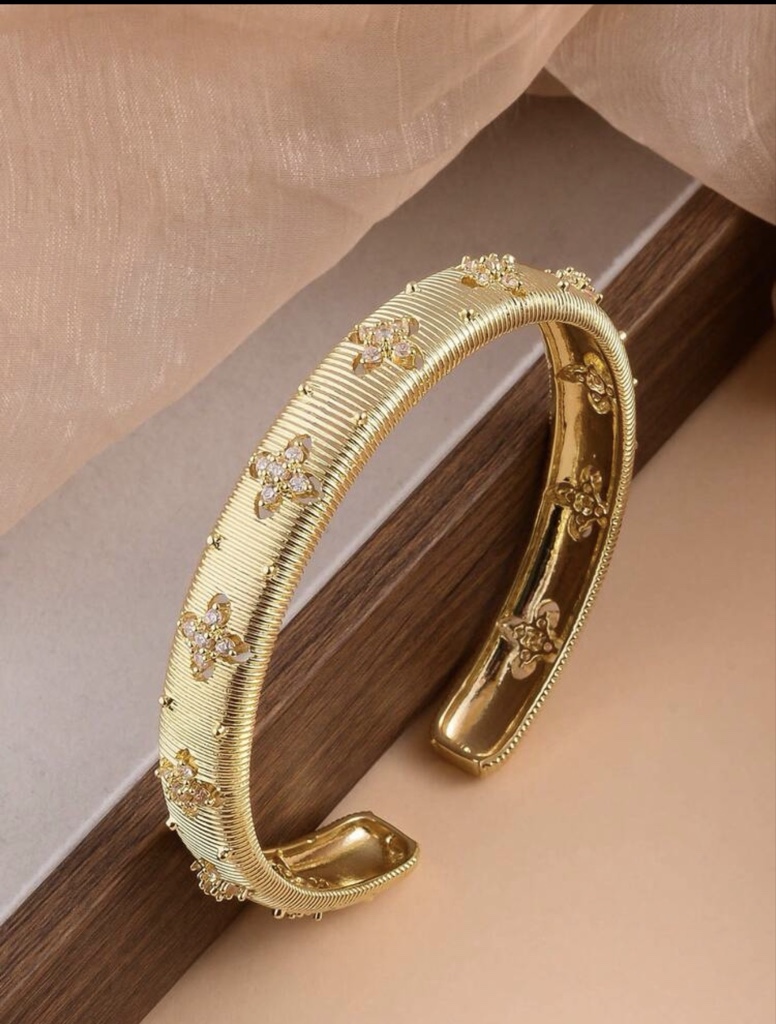 Brazalete de alta calidad con textura de copo de nieve