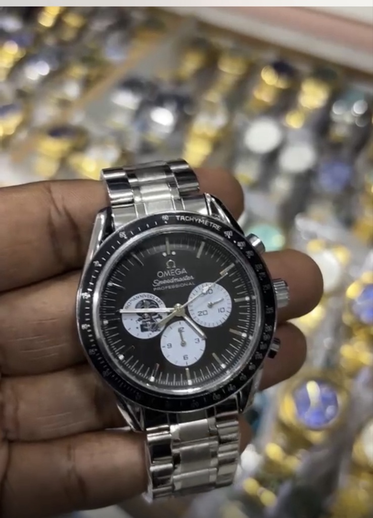 Omega Speedmaster preto aço