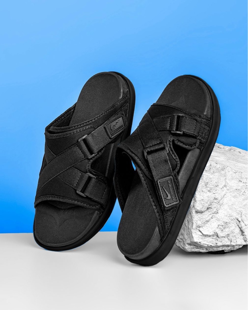 Nike chinelo preto tiras cruzadas