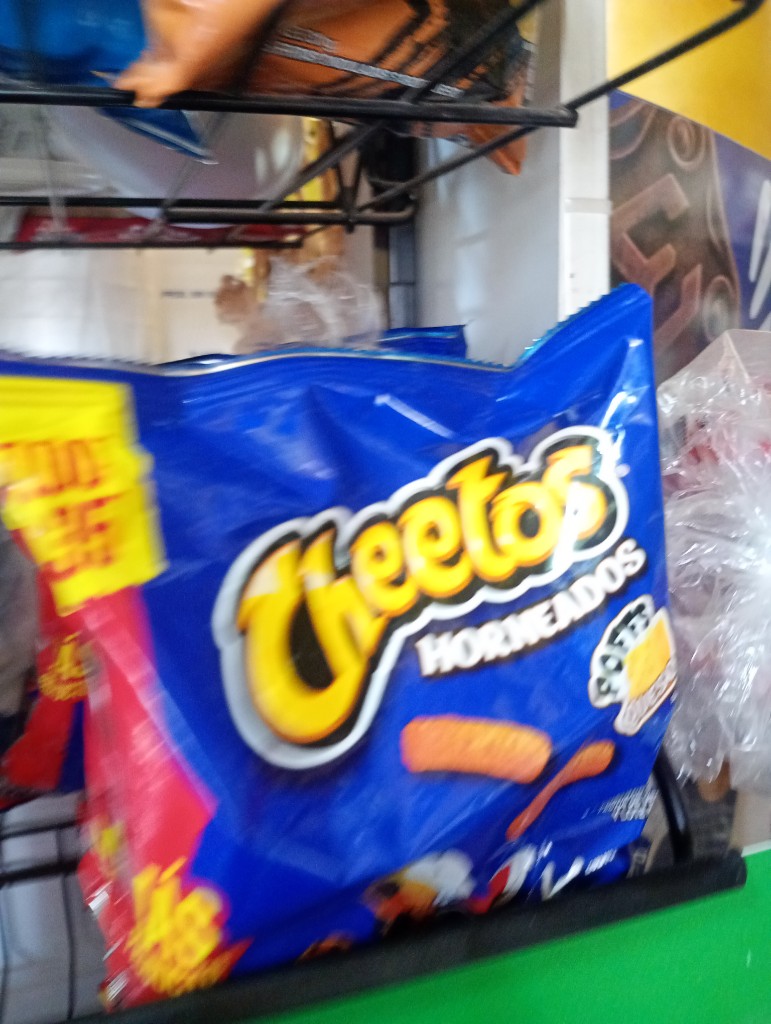 Chetos poff
