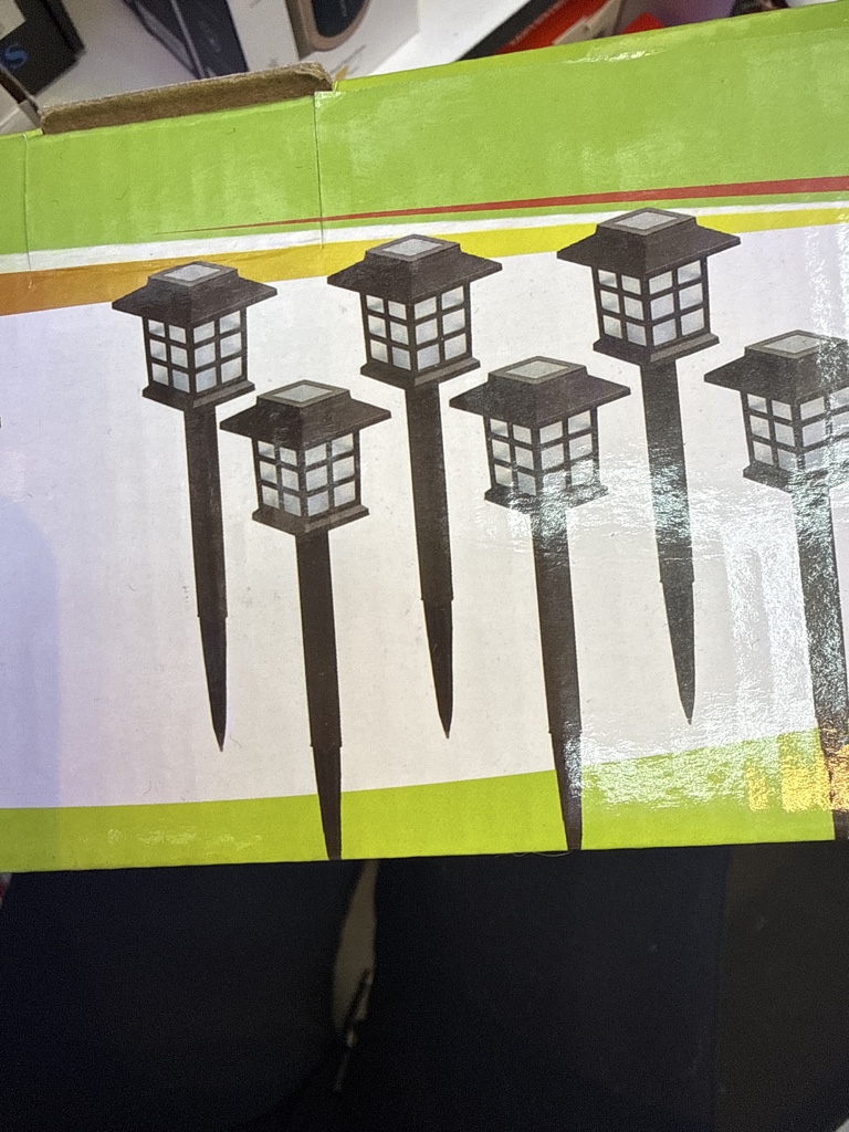 Antorcha solar tipo casita