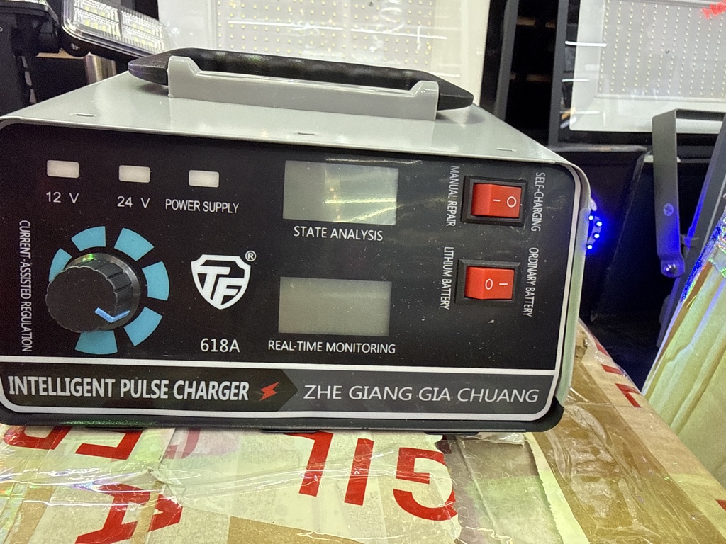 Cargador 30 Ade batería