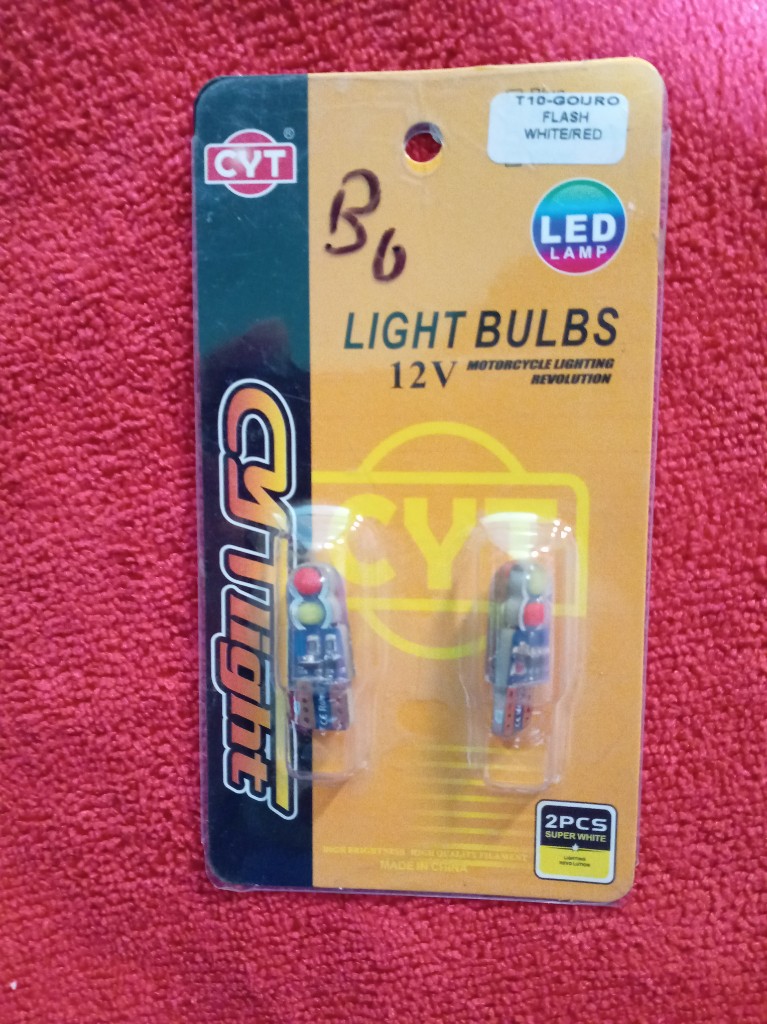 Foco led pescadito flasheo blanco rojo(48)2215