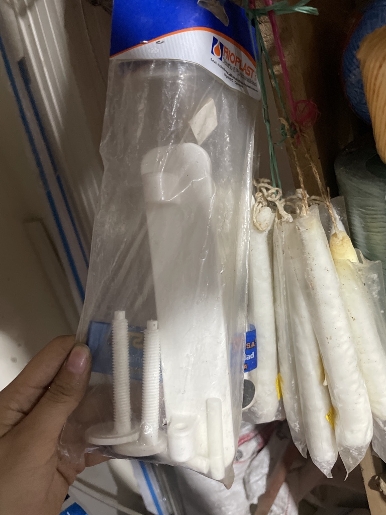 Riolast  plástico blanco para sostener