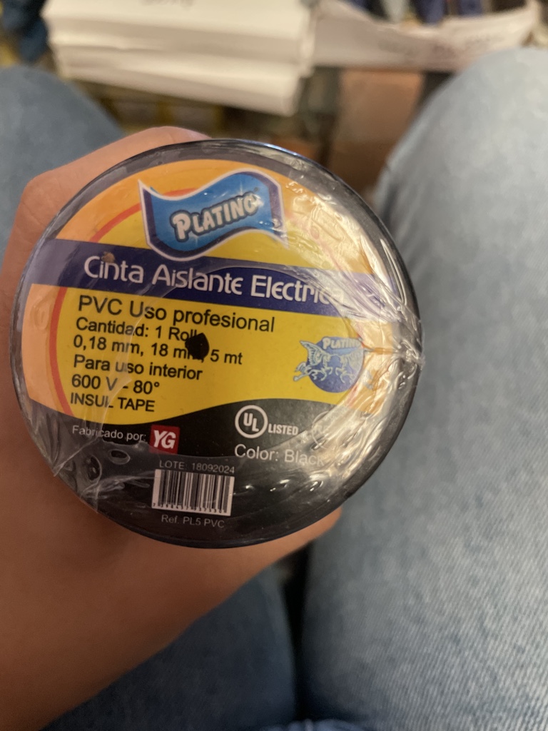 Platino cinta aislante eléctrica negra