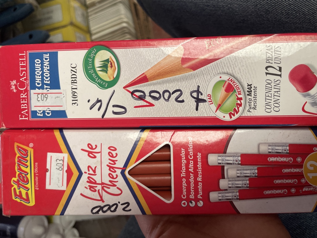 Faber-Castell lápiz rojo