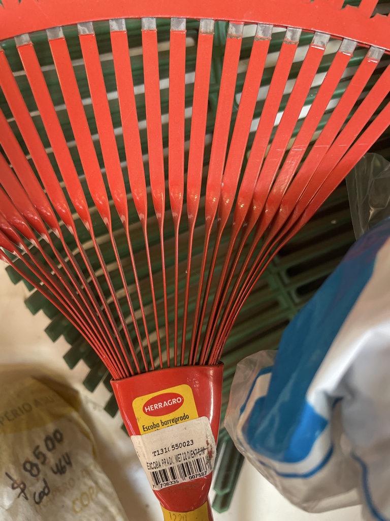 Herragro escoba barreprado roja