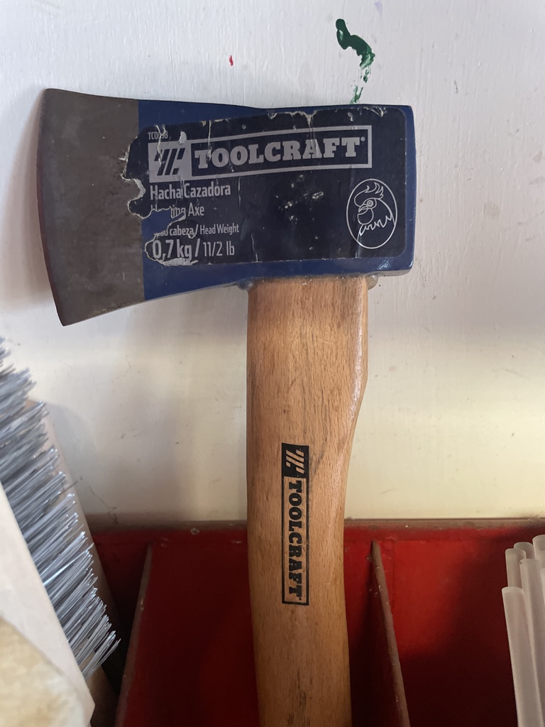 Toolcraft hacha cazadora