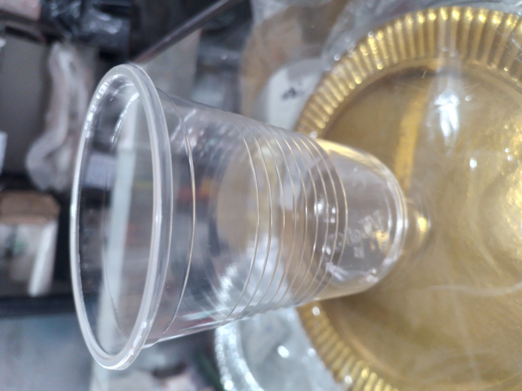 Vasos plást  300cc x100