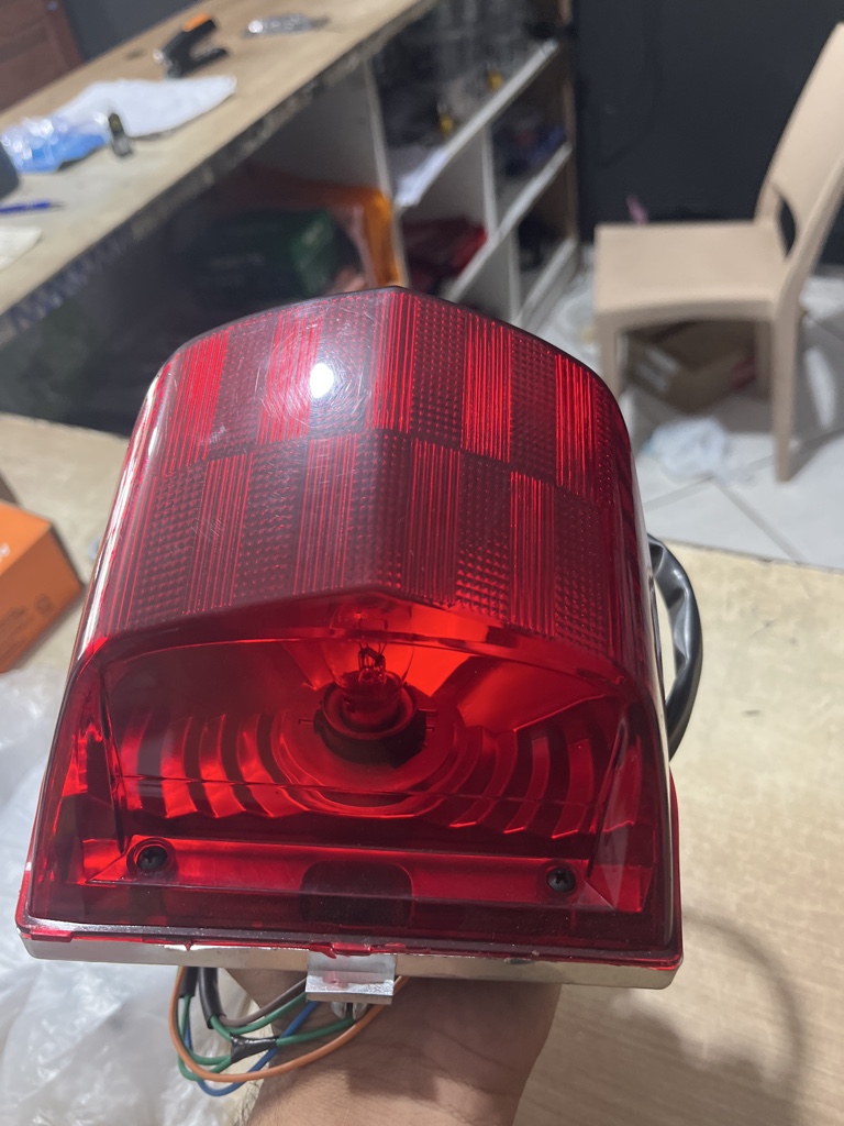 Lanterna stop pop 110