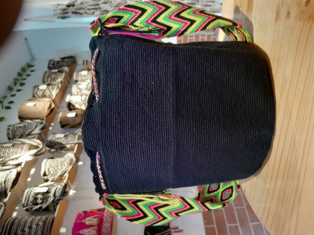 Mochila wayuu grande unicolor