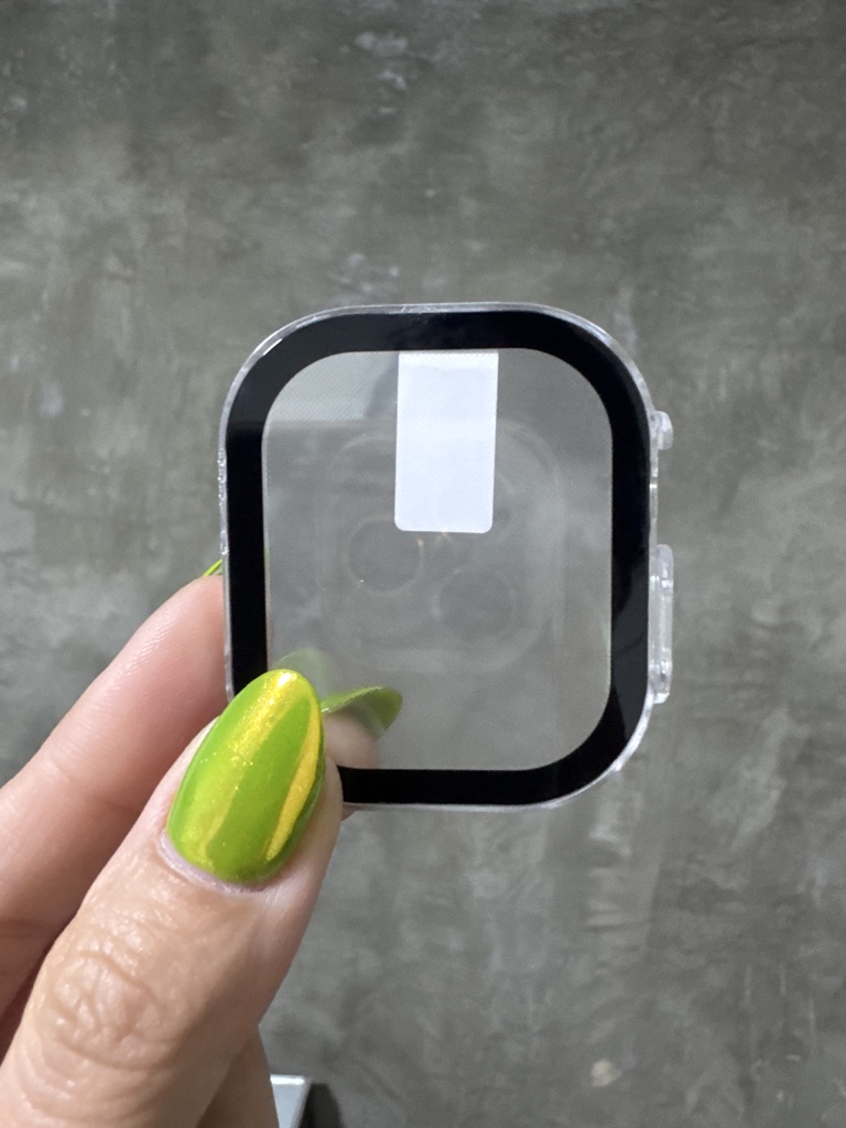 Bumper con pantalla transparente