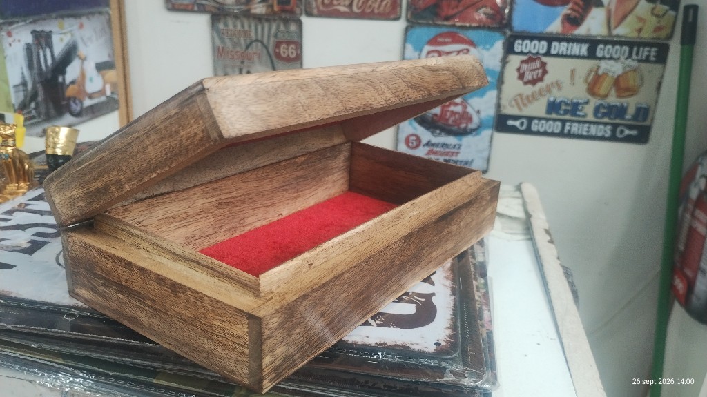 Caja madera tapa abatible