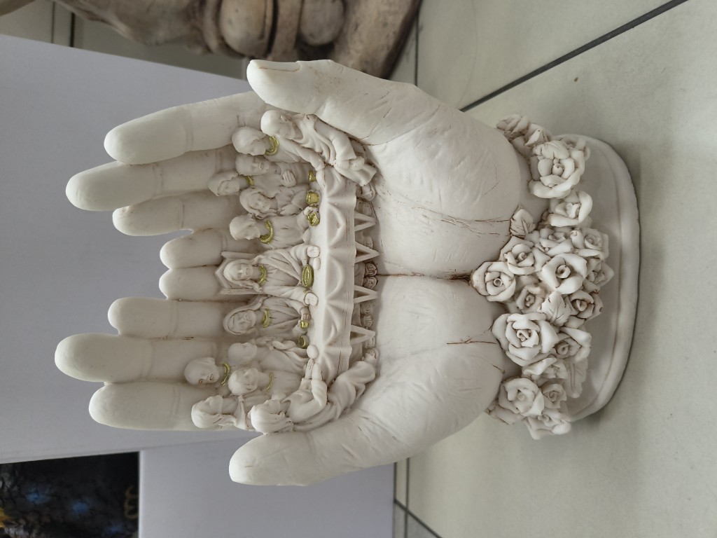 Cena mano poli