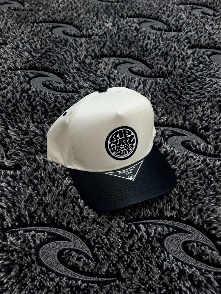Rip Curl gorra blanca y negra