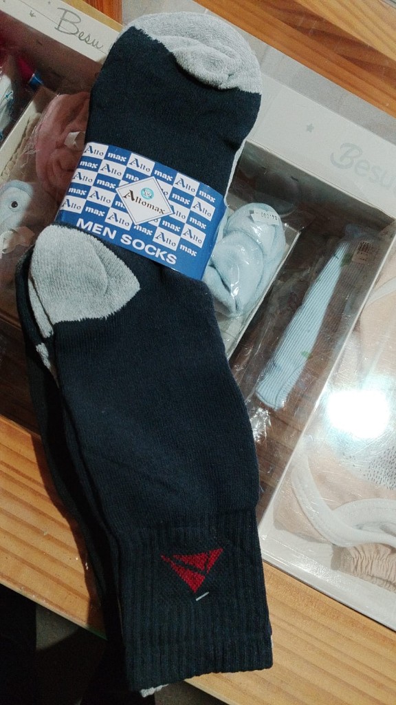 Allmax medias negras deportivas