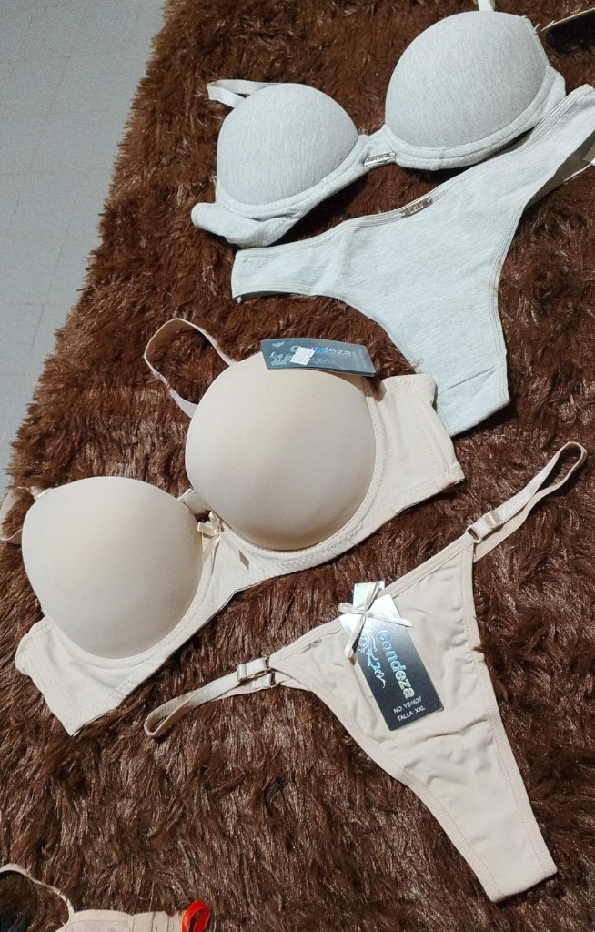 Conjunto interior beige