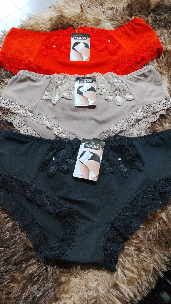 Vicblack bombacha encaje