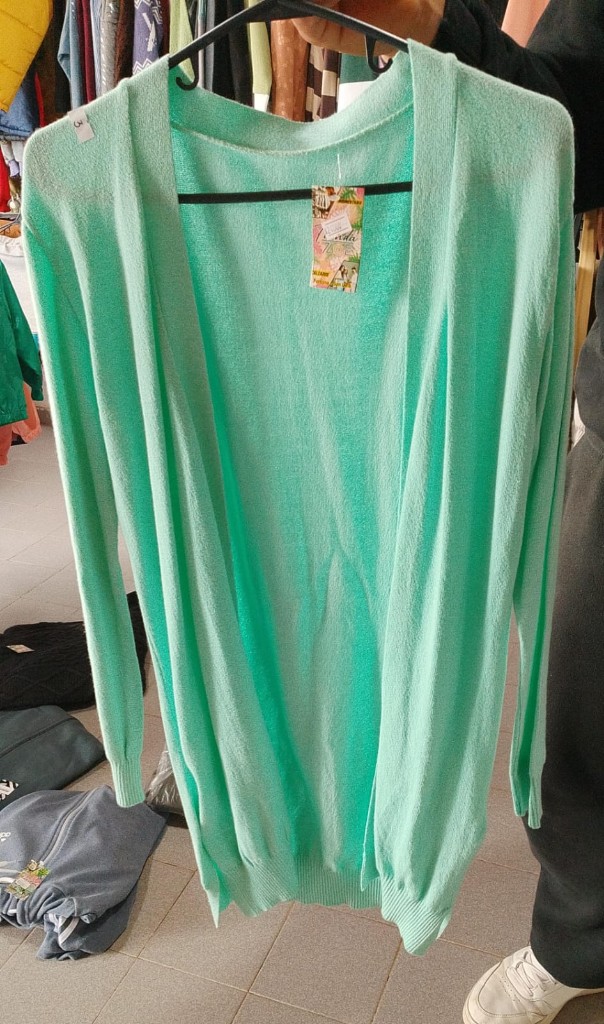 Saco verde menta abierto