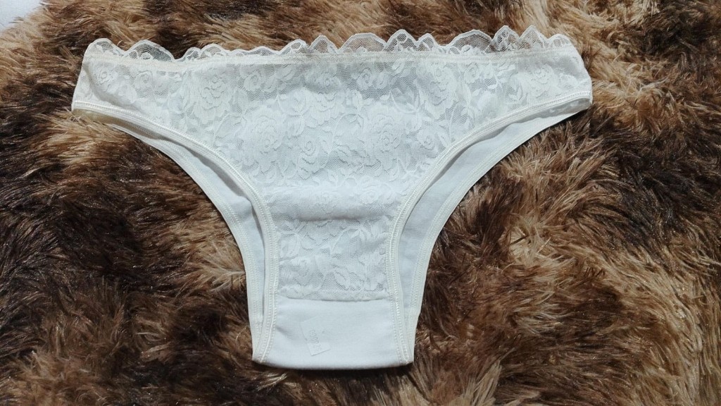 Bombacha encaje blanca