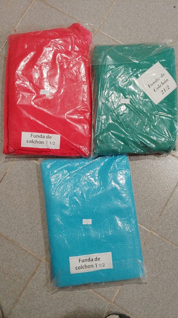Funda de colchon roja 1 1/2