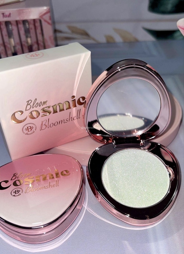 Iluminador Cosmic Bloomshell